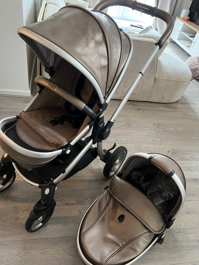 Egg Limited edition gold Hollywood pram/stroller