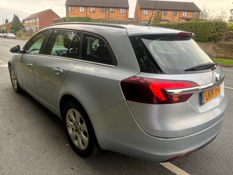 VAUXHALL INSIGNIA 2.0 CDTi ecoFLEX Design 5dr / HPI CLEAR / £35 TAX / LONG MOT