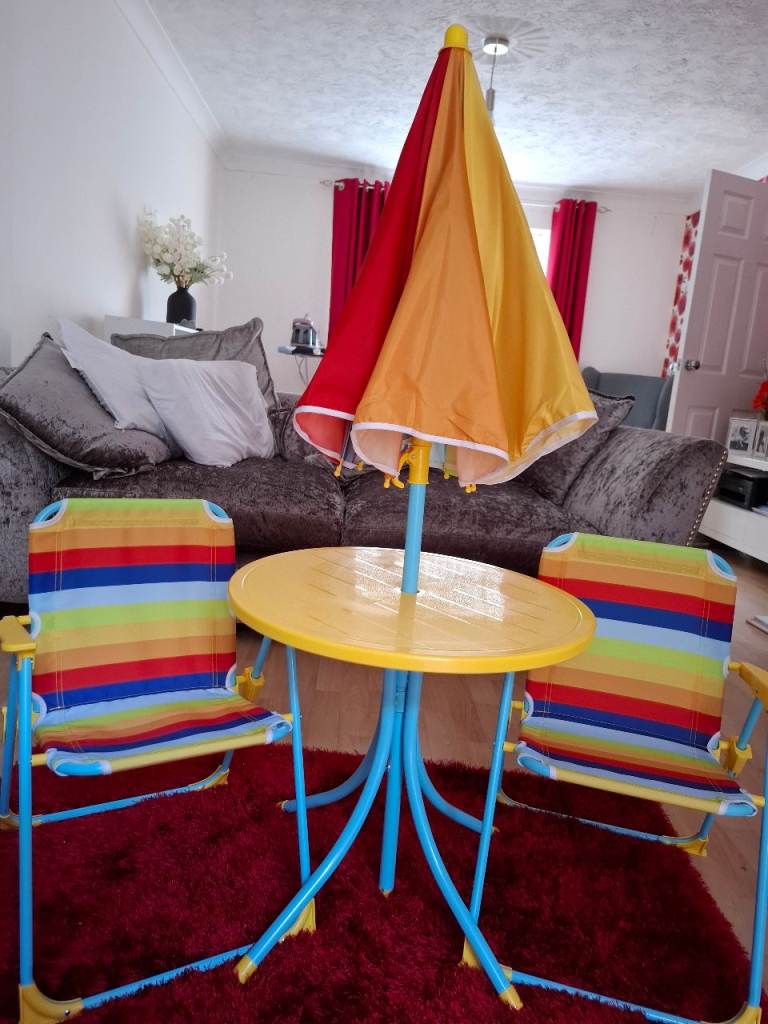 Kids Garden Table and Chairs Set with Umbrella – Multicoloured, Good Condition