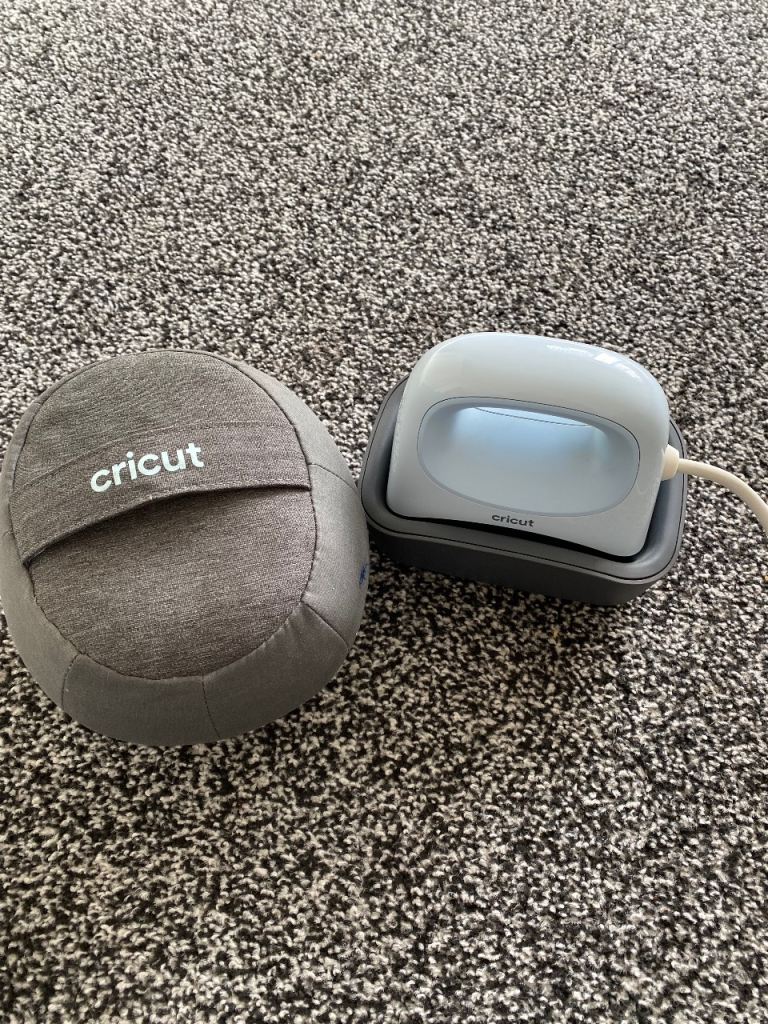 Cricut Hat maker 