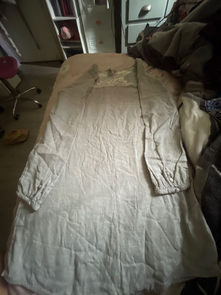 Long Sleeve Grey Dress with Embroidered Neckline – Good Condition