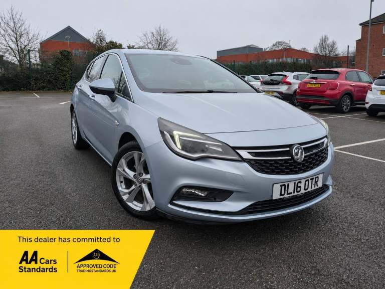 2016 Vauxhall Astra 1.6 CDTi BlueInjection SRi Hatchback 5dr Diesel Manual Euro