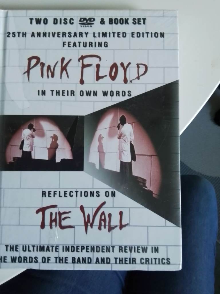 Pink Floyd 'The Wall' 25th Anniversary DVD & Book Set