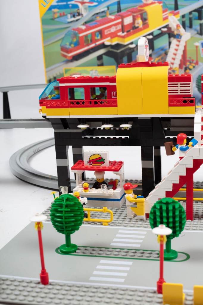 LEGO Vintage Town 6399 Airport Monorail Complete Set with Box and Instructions