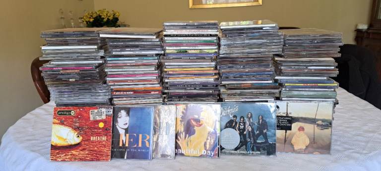Large CD Singles Collection – Various Artists, Good Condition