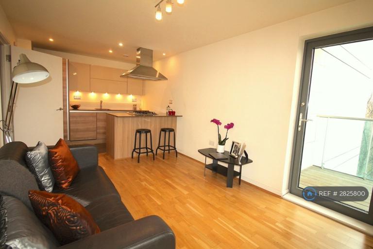 1 bedroom flat in Orchid Apartments, London, E1 (1 bed) (#2825800)