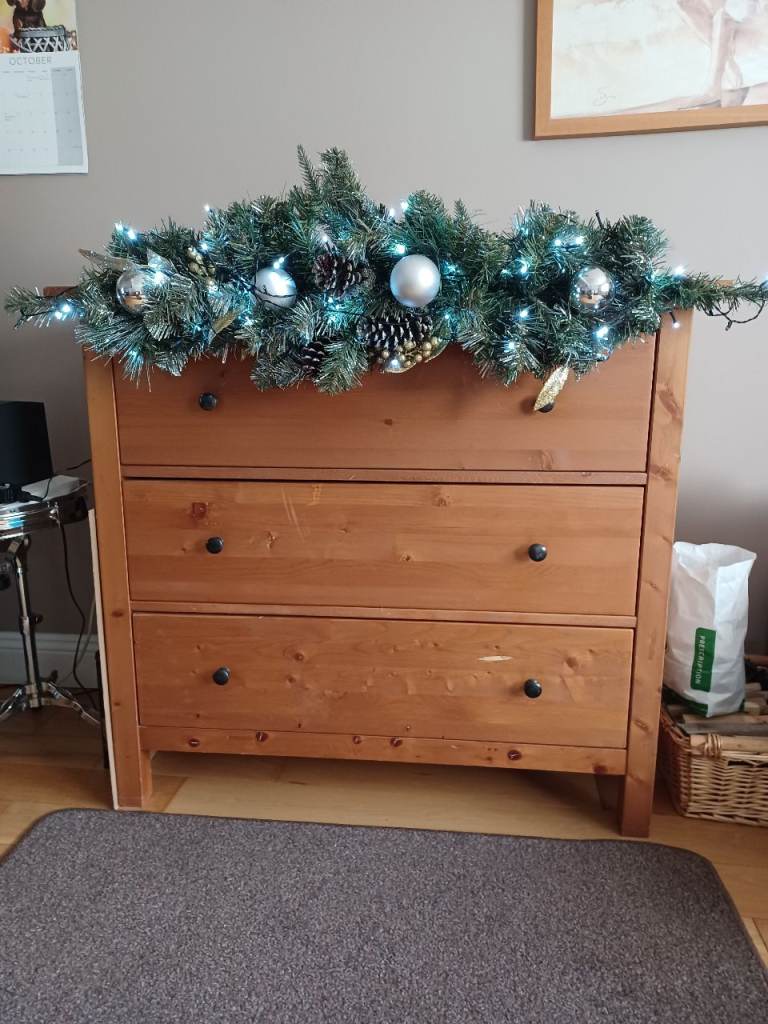 Christmas Mantle Decoration 