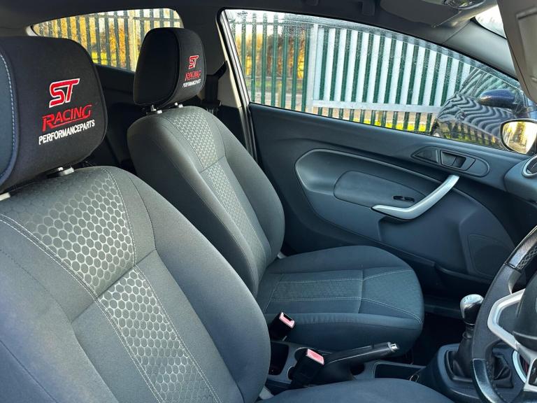 2010 Ford Fiesta 1.4 Titanium 3dr HATCHBACK PETROL Manual