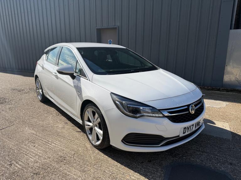 2017 Vauxhall Astra 1.4T 16V 150 SRi Vx-line 5dr HATCHBACK Petrol Manual
