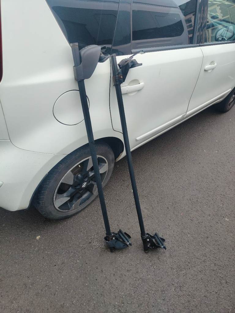 Car roof rack