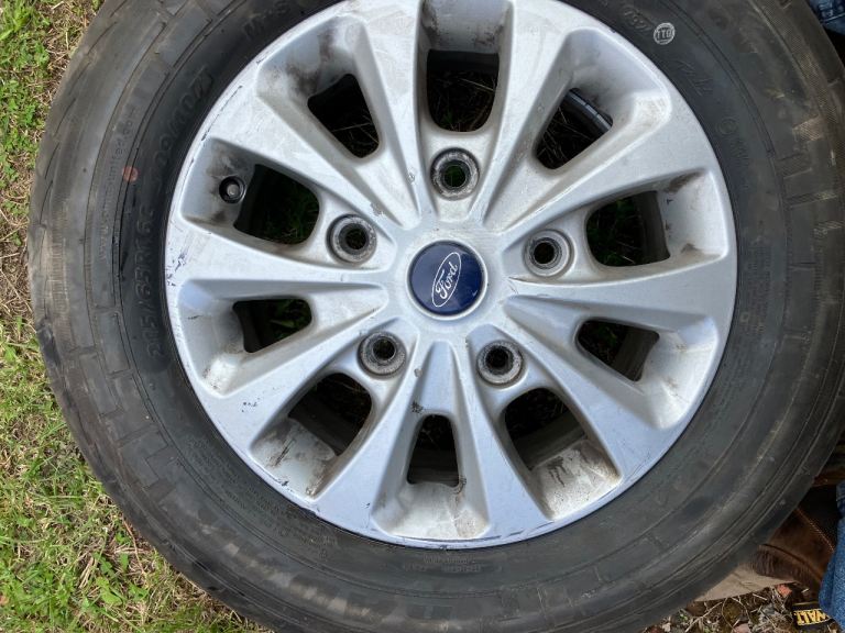 Ford transit alloy wheel ( can deliver) 