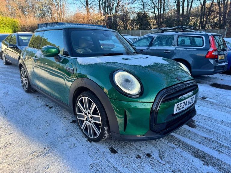 2024 MINI Hatch 1.5 Cooper Exclusive Auto 3dr Hatchback Petrol Automatic