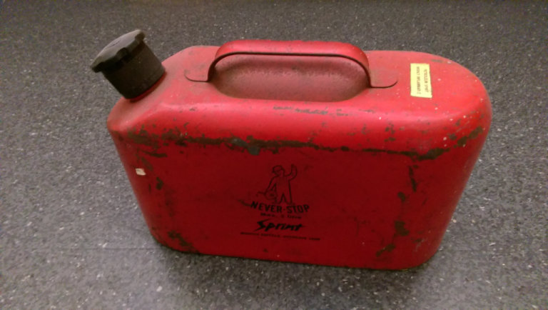 Sprint 1960s Vintage petrol Can