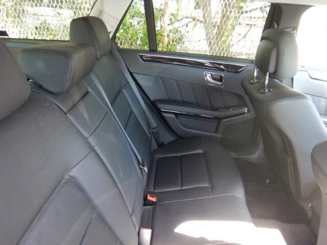 2011 Mercedes-Benz E-Class E350 3.0 BLUE EFFICIENCY DIESEL AUTO ESTATE * ONLY 24000 MILES * TOP G...