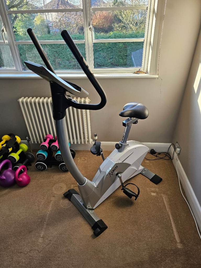 DKN AM-5i Exercise Bike