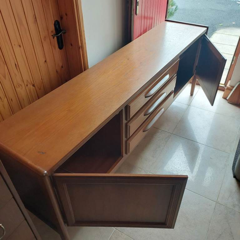 Stunning Rare Mid Century 'William Lawrence' Sideboard 
