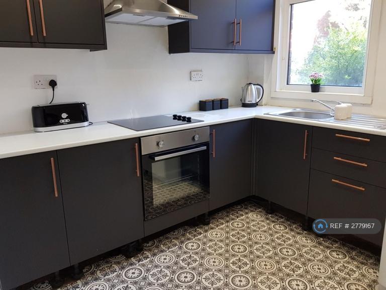 4 bedroom house in Bala Street, Barnsley, S71 (4 bed) (#2779167)