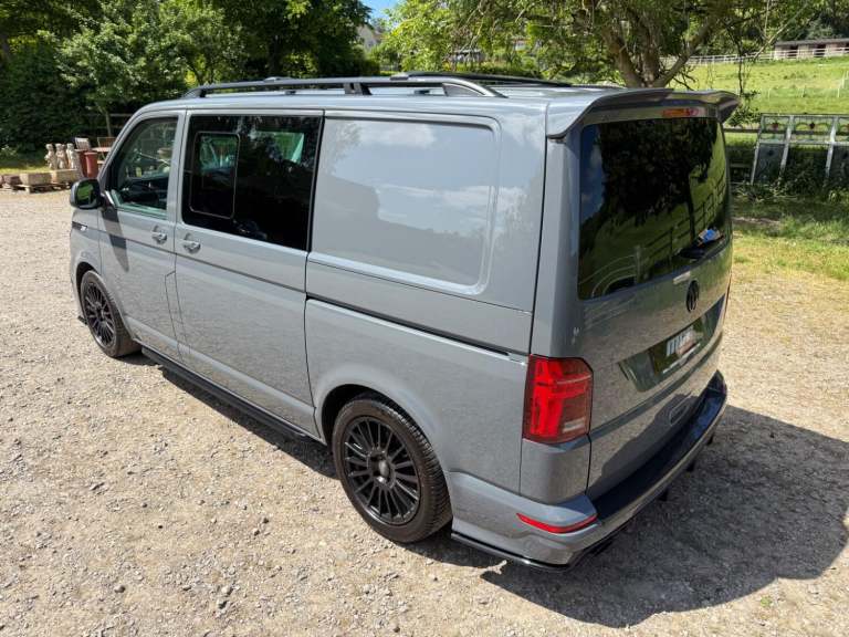 VW Transporter T32 Kombi 204 DSG Highline, Huge Spec, Genuine Leighton Van Model