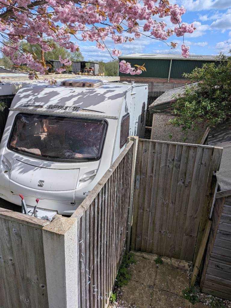 Sprite musketeer caravan 