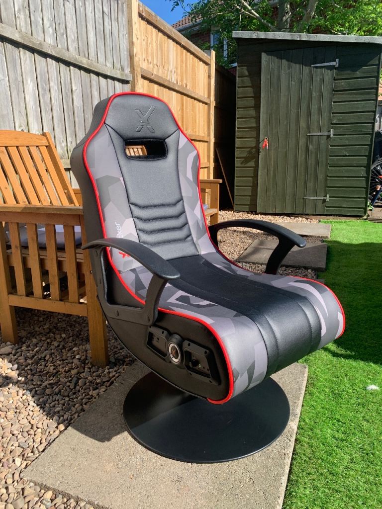 X Rocker Blackout 2.1 Audio Junior Gaming Chair - Black/Red