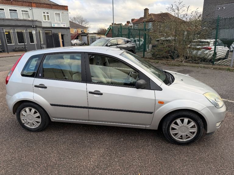 Ford, FIESTA, Hatchback, 2004, Manual, 1388 (cc), 5 doors