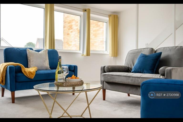 4 bedroom house in Place Farm Avenue, Orpington, BR6 (4 bed) (#2730568)