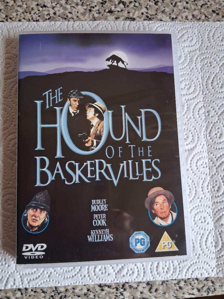 THE HOUND OF THE BASKERVILLES 1978 BRITISH COMEDY SPOOF VERSION ( ORIGINAL BOX & COVER )