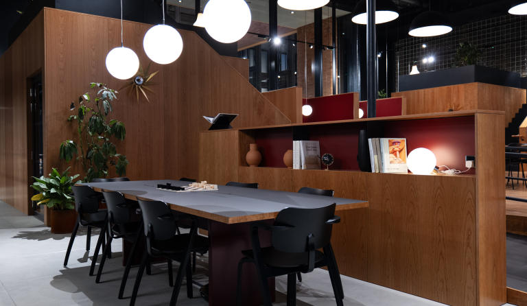 London - SW118BZ \ Shared Office Space with Flexible Terms