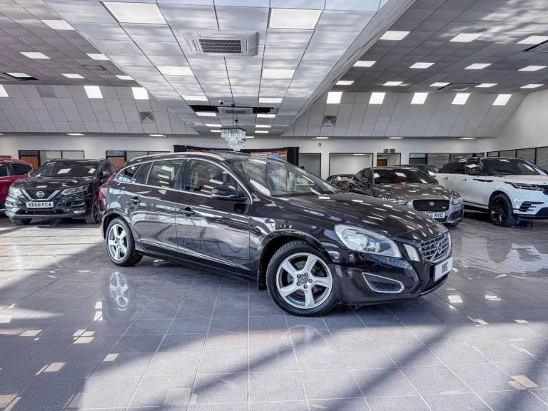 2011 Volvo V60 1.6D DRIVe SE Lux Estate 5dr Diesel Manual Euro 5 (s/s) (115 ps) timing bel ESTATE...