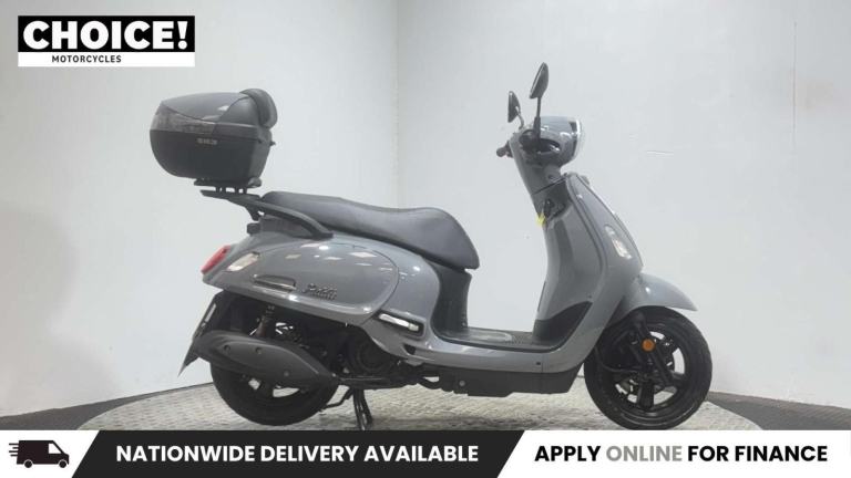 SYM Fiddle 2025 ONLY 2K 1 OWNER 125CC LEARNER SCOOTER WITH TOP BOX
