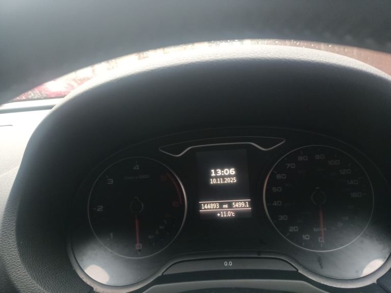 Audi, A3, Hatchback, 2014, Manual, 1598 (cc), 5 doors