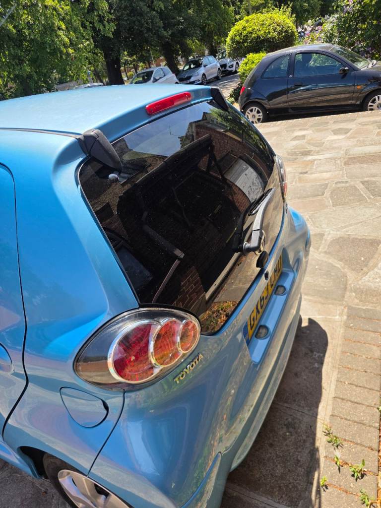 Toyota, AYGO, Hatchback, 2013, Manual, 998 (cc), 5 doors