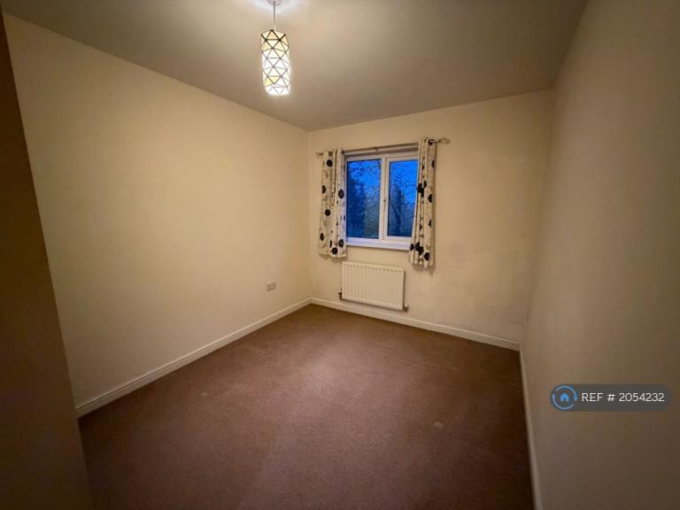 2 bedroom flat in Sycamore Court, Sheffield, S11 (2 bed) (#2054232)