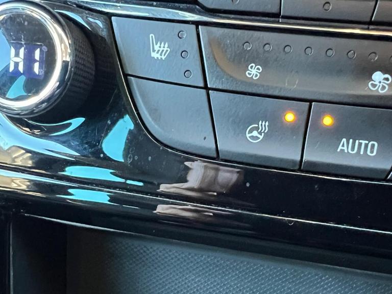 2019 Vauxhall Astra 1.4T 16V 150 Griffin 5dr HATCHBACK PETROL Manual