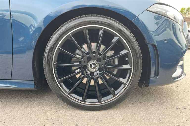 2022 Mercedes-Benz A-Class A180 AMG Line Premium Plus Night Edition 5dr Auto HATCHBACK PETROL Aut...