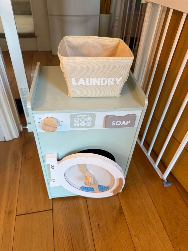 Childrens play washing machine