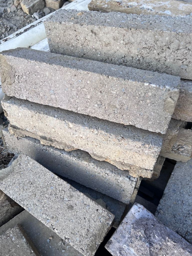 100mm x 100mm Concrete blocks (Dolly blocks)