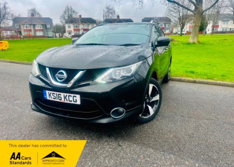 2016 Nissan Qashqai 1.2 DiG-T N-Connecta 5dr HATCHBACK Petrol Manual