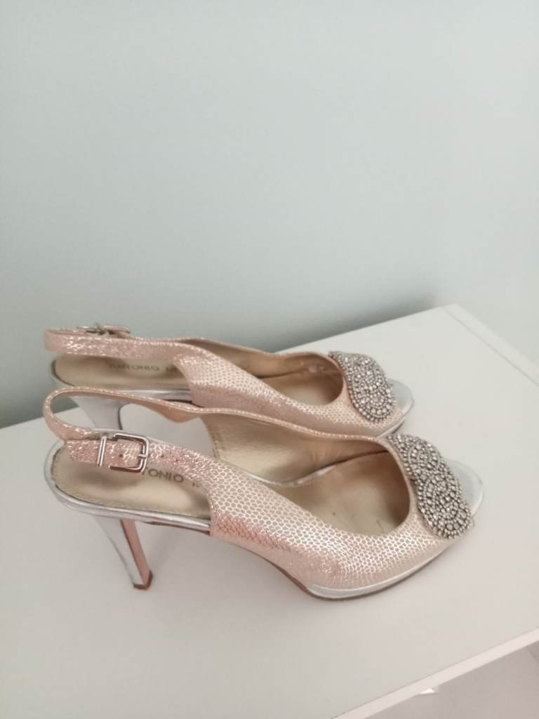 Antonio melena sandals 