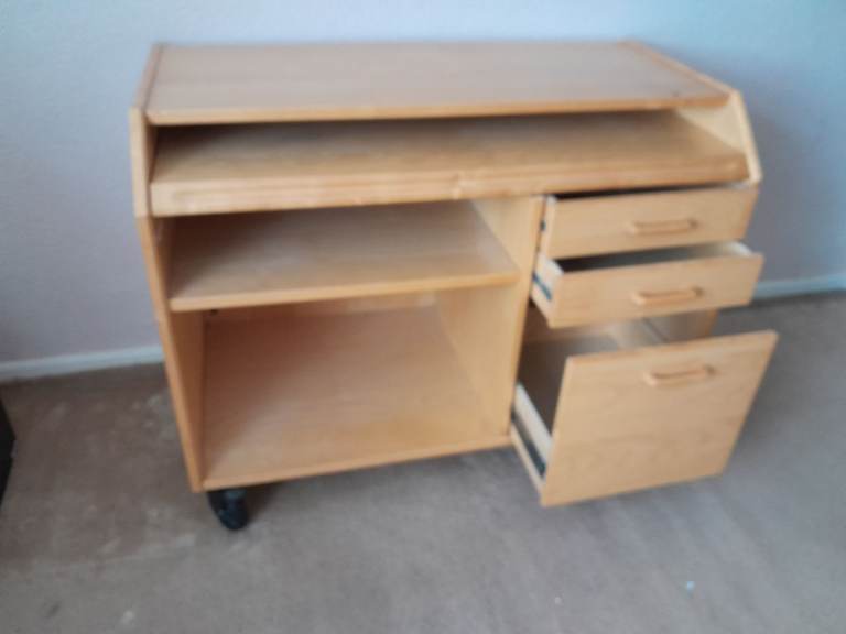 Work station / Unit.   (Reduced)