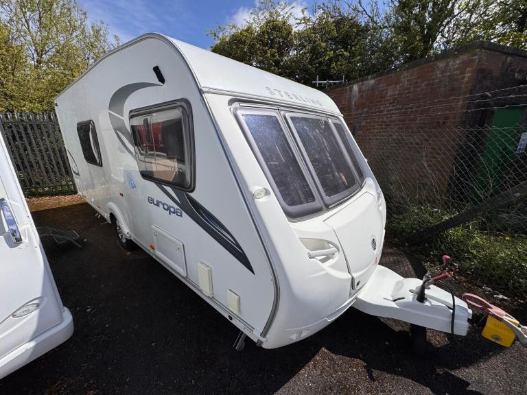 STERLING EUROPA 520 2011 MODEL 4 BERTH REAR WASHROOM TOURING CARAVAN