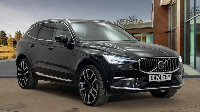 2024 Volvo XC60 Ultra, T8 AWD Plug-in hybrid, Electric/Petrol, Bright ESTATE Petrol/Electric Hybr...