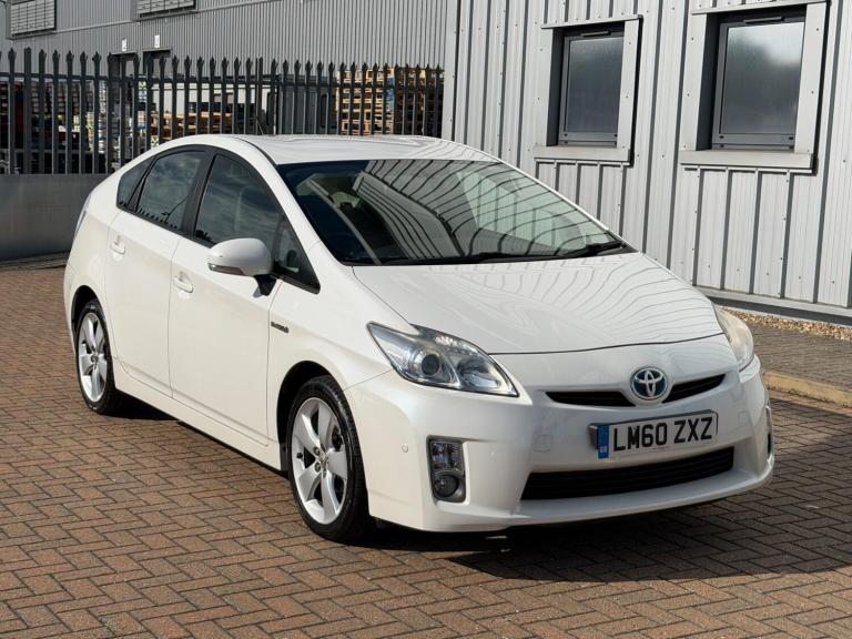 Toyota Prius 1.8 VVT-h T Spirit CVT Euro 5 (s/s) 5dr Petrol/Electric Hybrid Automatic