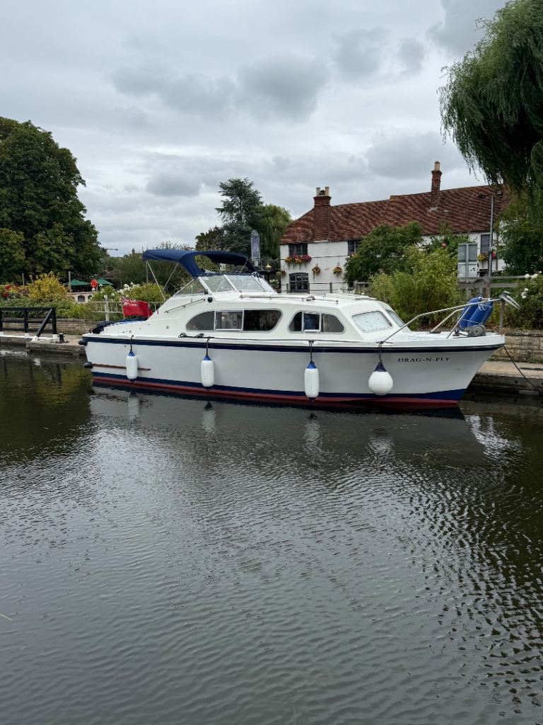 Elysian 27 4+ berth Cabin Cruiser