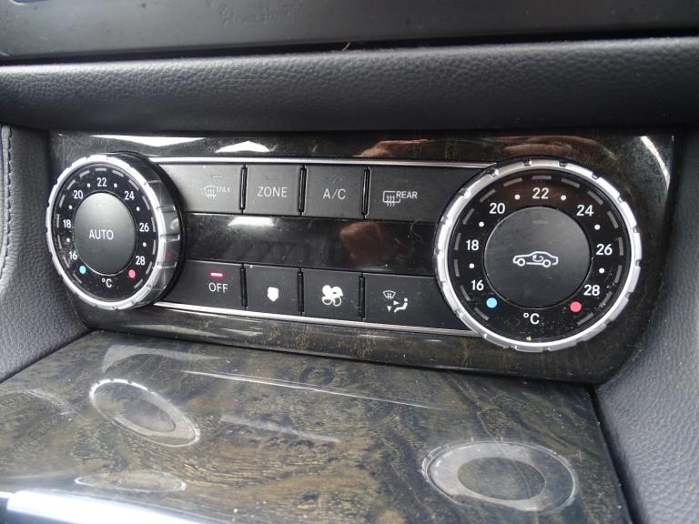 MERCEDES-BENZ CLS 2.1 CLS250 CDI AMG Sport Black Auto Diesel 2013