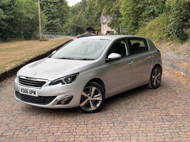 PEUGEOT 308 1.2 PureTech Allure 2016