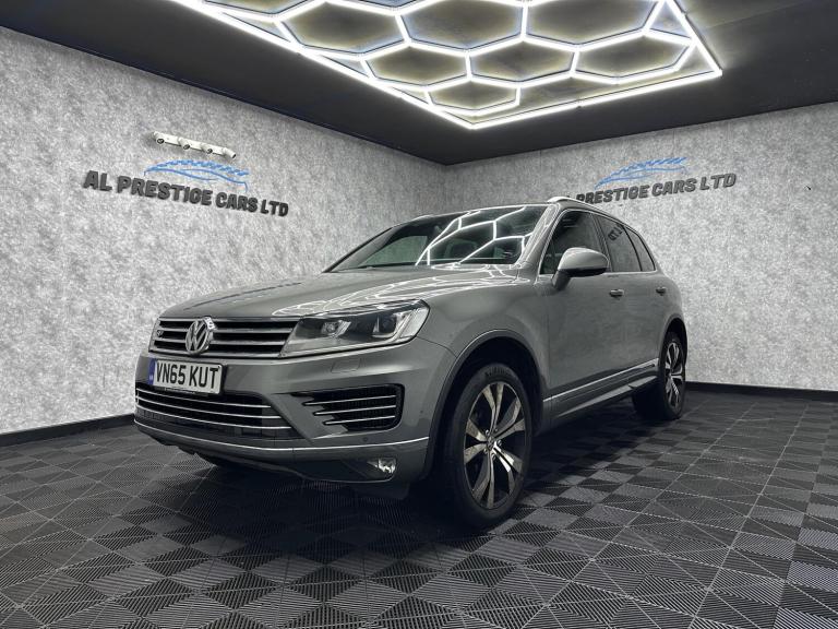 2015 Volkswagen Touareg 3.0 TDI V6 BlueMotion Tech R-Line Tiptronic 4WD Euro 6 (s/s) 5dr ESTATE D...