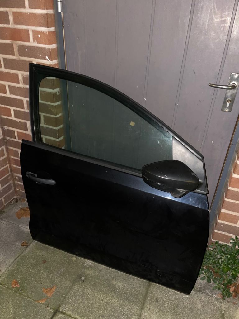 Polo 2010 driver side single door 