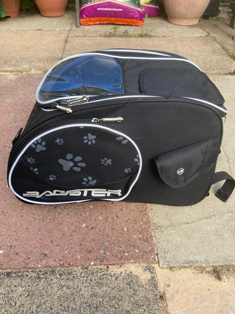 Bagster puppy motorcycle tank bag