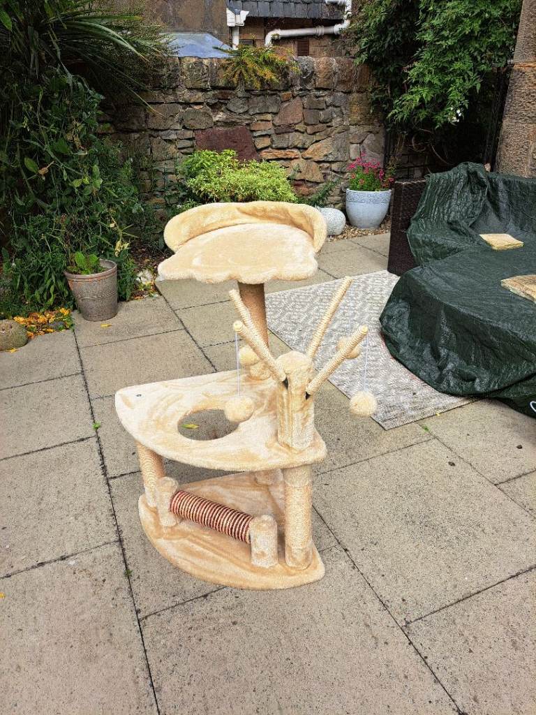 Cat Scratching Post & Activity Centre with Bed, Toys & Multiple Scratch Posts